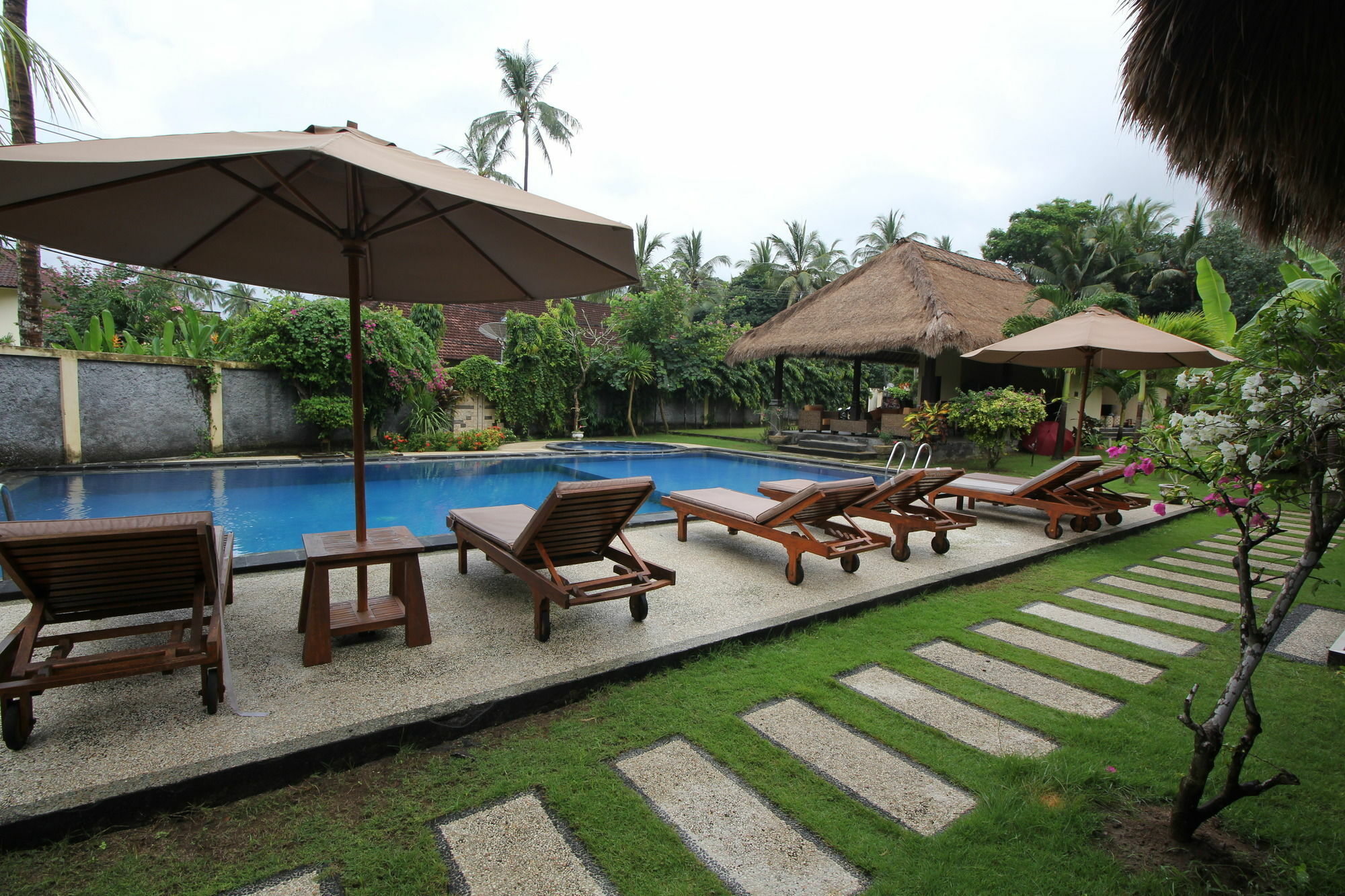 Mutiara Bali Hotel Candi Dasa  Luaran gambar